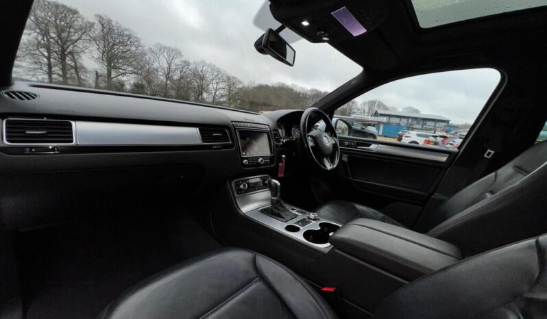 2015 Volkswagen Touareg 3.0 TDI V6 BlueMotion Tech R-Line Tiptronic 4WD full