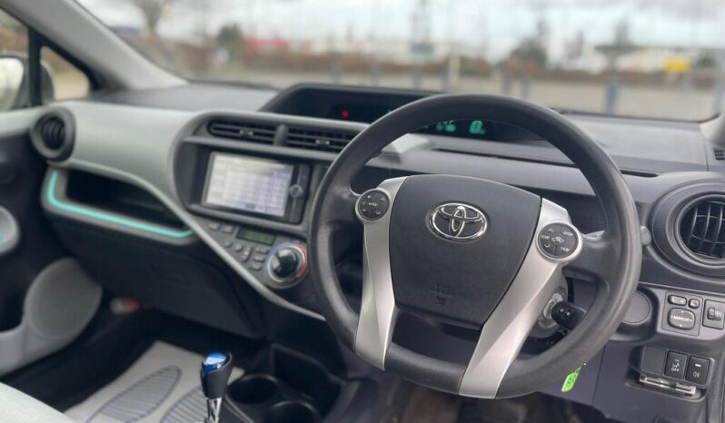 2012 Toyota Aqua 1.5 5dr full