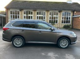 2018 Mitsubishi Outlander 2.4h Twin Motor 13.8kWh Juro CVT 4WD full