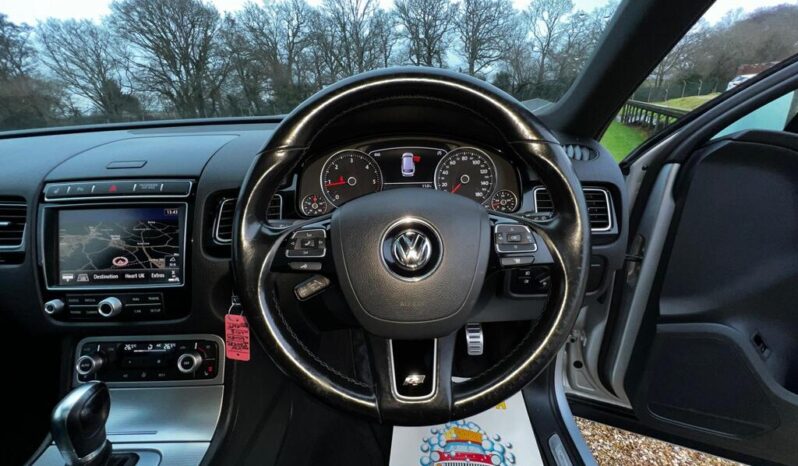 2015 Volkswagen Touareg 3.0 TDI V6 BlueMotion Tech R-Line Tiptronic 4WD full