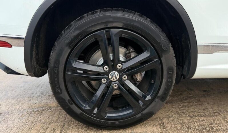 2016 Volkswagen Touareg 3.0 TDI V6 BlueMotion Tech R-Line Tiptronic 4WD full