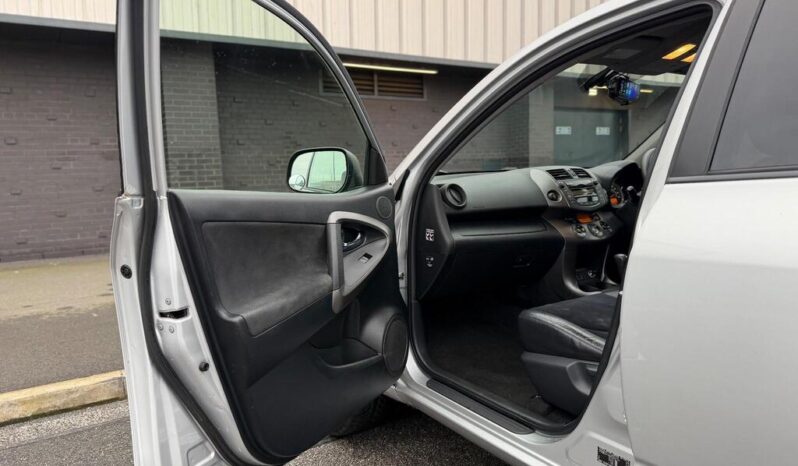 2011 TOYOTA RAV4 2.0 V-Matic XT-R Multidrive S 4WD 5dr full