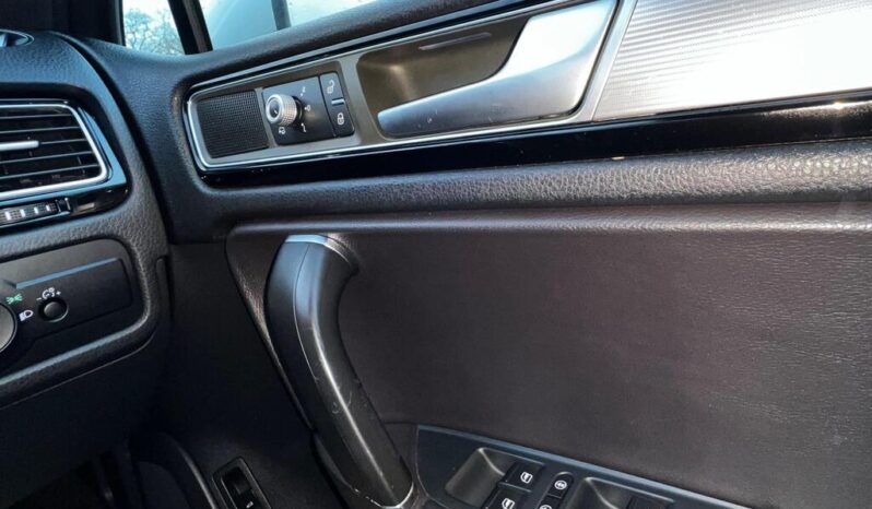 2015 Volkswagen Touareg 3.0 TDI V6 BlueMotion Tech R-Line Tiptronic 4WD full