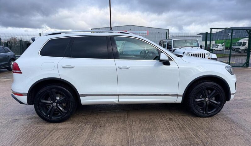 2016 Volkswagen Touareg 3.0 TDI V6 BlueMotion Tech R-Line Tiptronic 4WD full