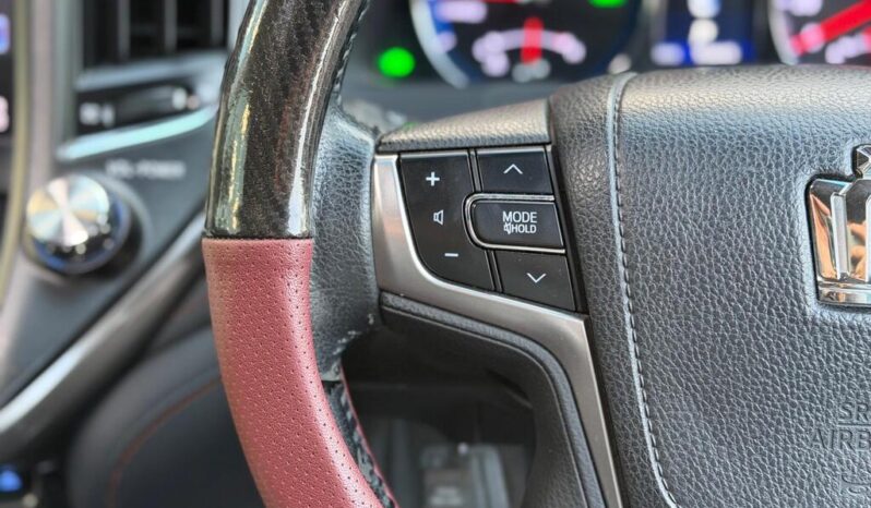 2014 Toyota Crown 2.5 Athlete S Petrol Hybrid Saloon 4dr full