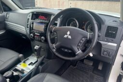 2018 Mitsubishi Shogun DI DC SG3, Auto 4WD full