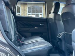 2018 Mitsubishi Outlander 2.4h Twin Motor 13.8kWh Juro CVT 4WD full