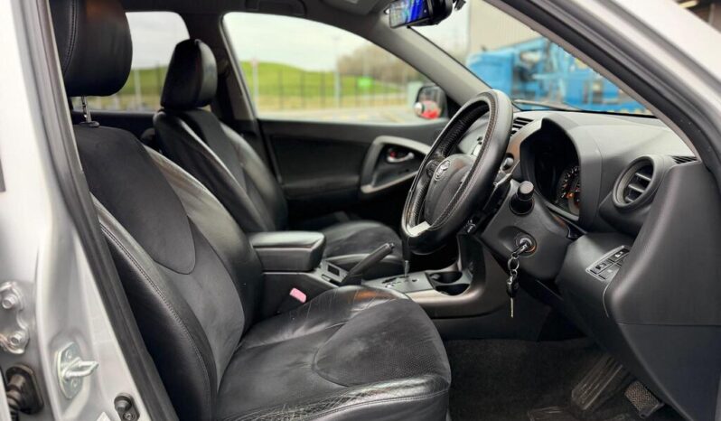 2011 TOYOTA RAV4 2.0 V-Matic XT-R Multidrive S 4WD 5dr full