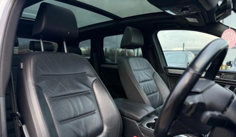 2016 Volkswagen Touareg 3.0 TDI V6 BlueMotion Tech R-Line Tiptronic 4WD full