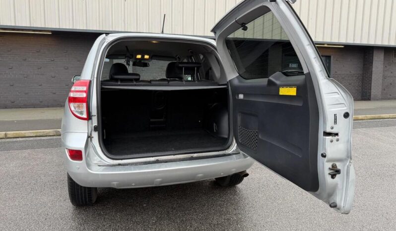 2011 TOYOTA RAV4 2.0 V-Matic XT-R Multidrive S 4WD 5dr full