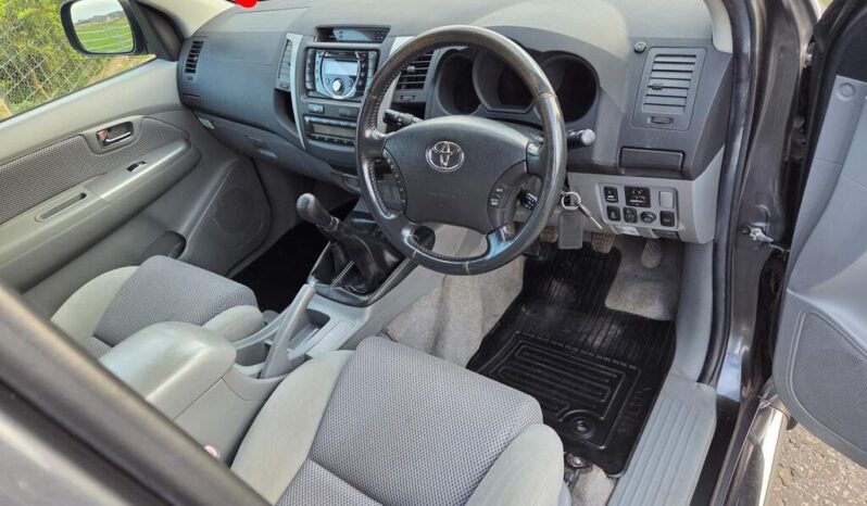 2010 Toyota Hilux 3.0 D-4D Invincible Pickup 4dr Diesel Manual 4WD (279 g/km, 171 bhp) full