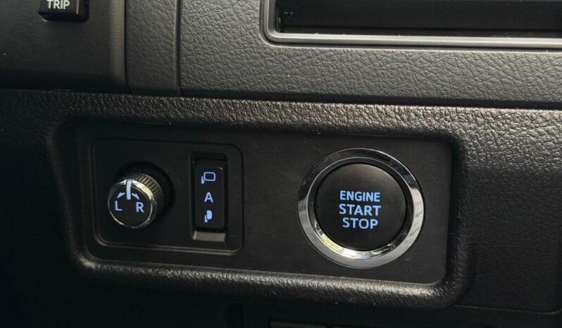 2023 Toyota Land Cruiser 2.8D Active Auto 4WD Euro 6 (s/s) 5dr (7 Seat) full