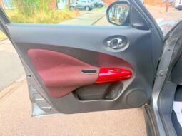 2013 Nissan Juke 1.6 Tekna CVT Euro 5 5dr full